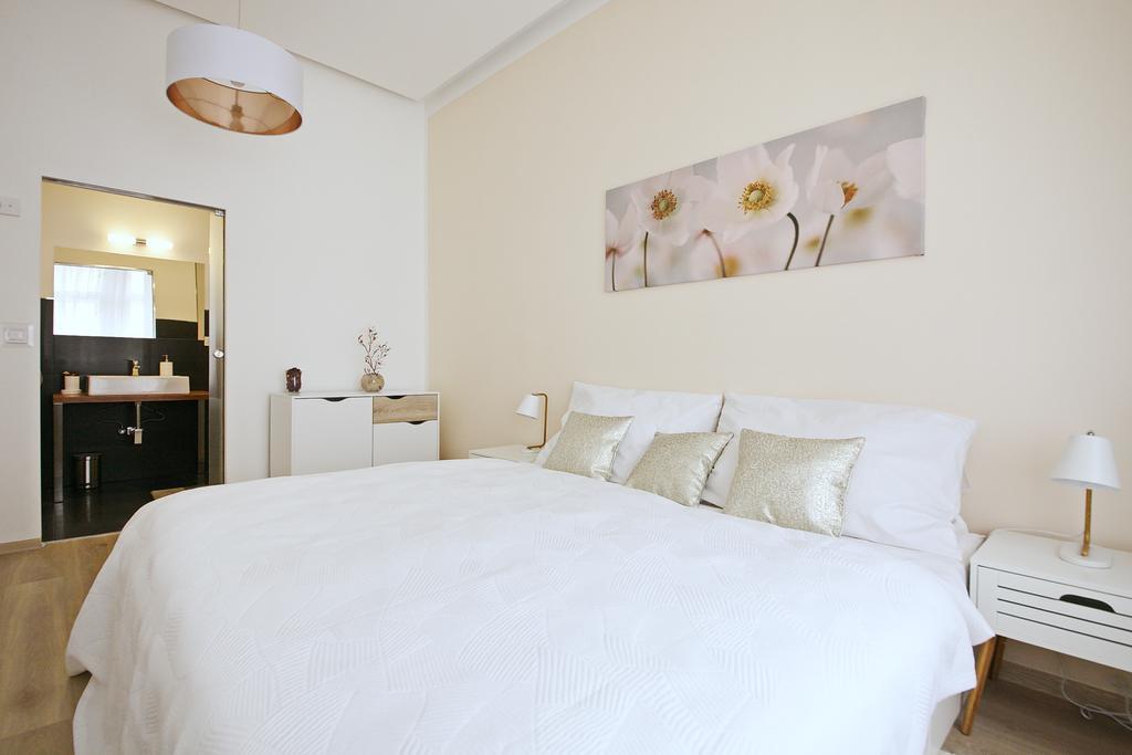 Luxury Center Apt. Charles Bridge Walking Distance Apartment Prague Ngoại thất bức ảnh